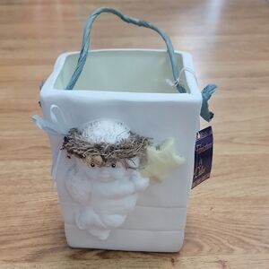 1993 Dreamsicles Angel Basket With Star 6 1/2"